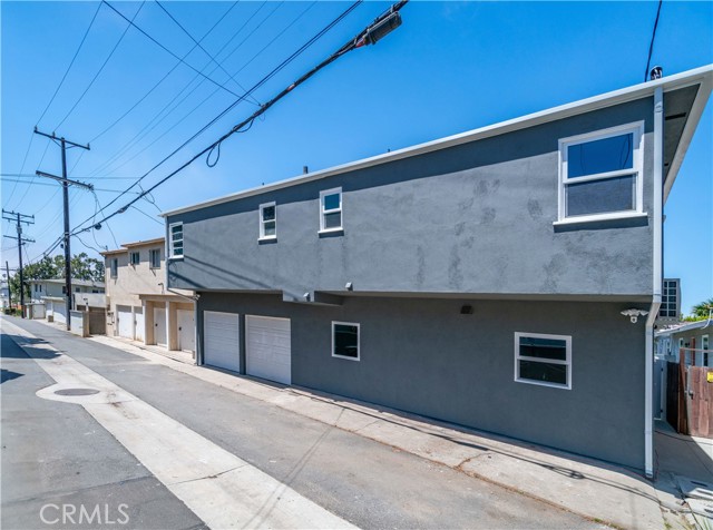 1022 Grant Street, Santa Monica CA: https://media.crmls.org/medias/944ebb14-794e-415f-ae98-cfa530e1581e.jpg
