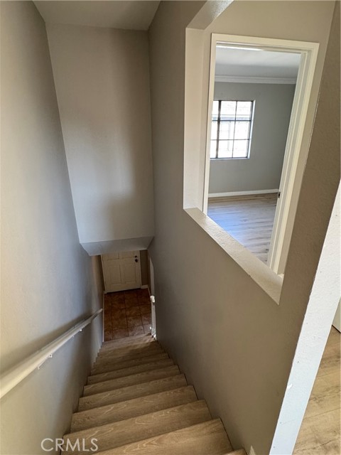 45 Harkness Avenue, Pasadena CA: https://media.crmls.org/medias/944edbb0-42ed-4f84-bfb8-6f691122c1bc.jpg