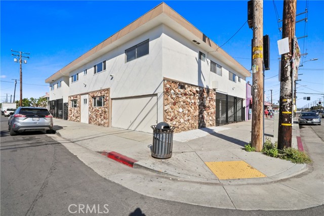 Detail Gallery Image 4 of 37 For 10730 Burin Ave, Inglewood,  CA 90304 - – Beds | – Baths