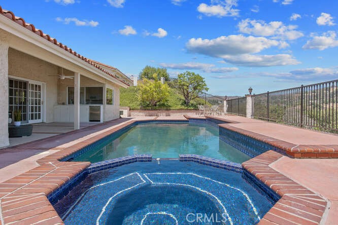 MLS #SR25260484 image #17