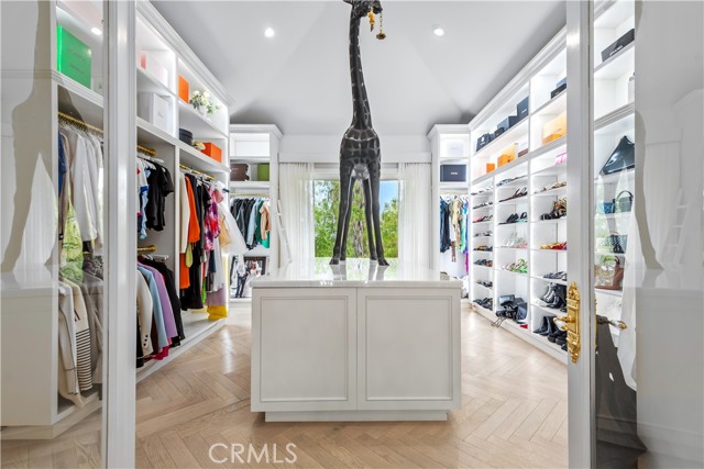 Detail Gallery Image 24 of 41 For 25548 Kingston Ct, Calabasas,  CA 91302 - 5 Beds | 6/1 Baths