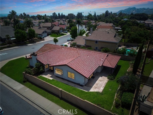 5697 Los Robles, La Verne CA: https://media.crmls.org/medias/9451e2d7-4487-4a69-b561-47524aaca475.jpg