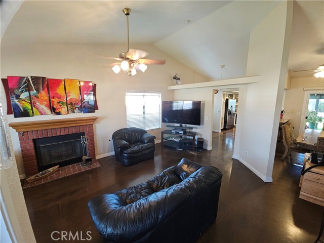 Image 15 of 35 For 27075 Rio Vista Drive