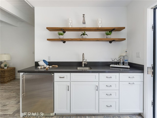246 Via Los Miradores, Redondo Beach CA: https://media.crmls.org/medias/9454c089-d50c-4bbf-87a8-625e576cbabc.jpg