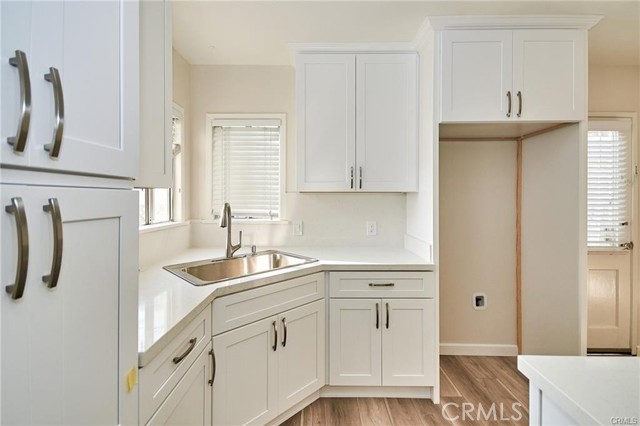 Detail Gallery Image 14 of 16 For 4747 Clark Ave, Long Beach,  CA 90808 - 1 Beds | 1 Baths