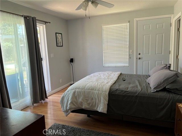 Detail Gallery Image 11 of 18 For 20323 Kinzie St, Chatsworth,  CA 91311 - 4 Beds | 3 Baths