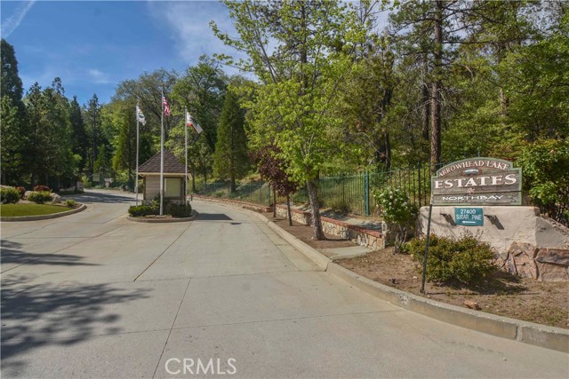 Detail Gallery Image 24 of 24 For 517 Sugar Pine Dr, Lake Arrowhead,  CA 92352 - 2 Beds | 2 Baths