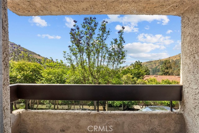 Detail Gallery Image 12 of 40 For 2700 Cahuenga Bld #3104,  Hollywood Hills,  CA 90068 - 1 Beds | 1 Baths