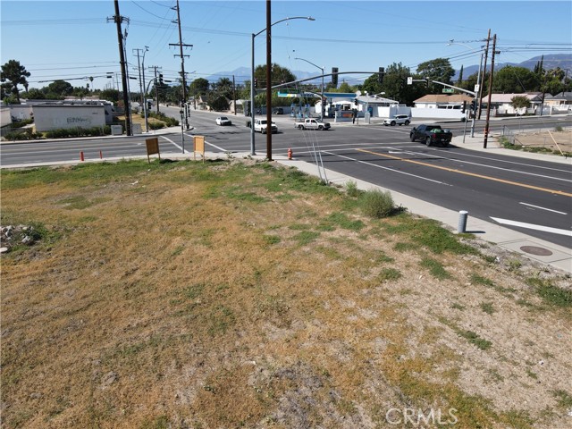 6909 Victoria Avenue, Highland, California 92346, ,Commercial Lease,For Rent,6909 Victoria Avenue,CRIV23197613