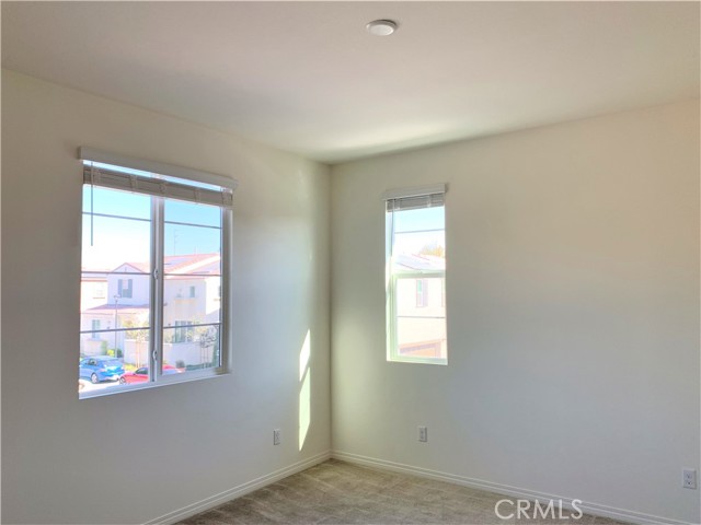 Detail Gallery Image 12 of 17 For 14509 Verona Pl, Corona,  CA 92880 - 4 Beds | 3/1 Baths