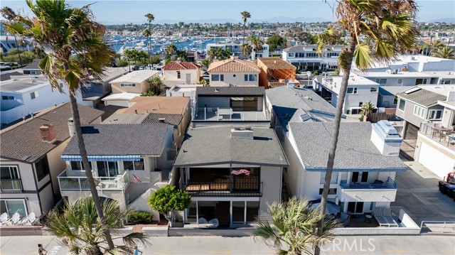 1510 W Oceanfront, Newport Beach CA: https://media.crmls.org/medias/9457fcd1-2fb9-491f-ad0a-8091c8f26be1.jpg