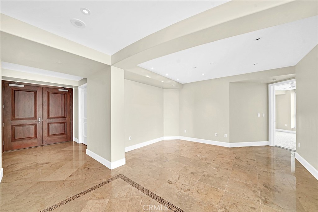 MLS #OC25280350 image #14