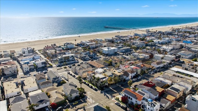 608 Palm Drive, Hermosa Beach, California 90254, 2 Bedrooms Bedrooms, ,2 BathroomsBathrooms,Residential,For Sale,Palm,SB26088243