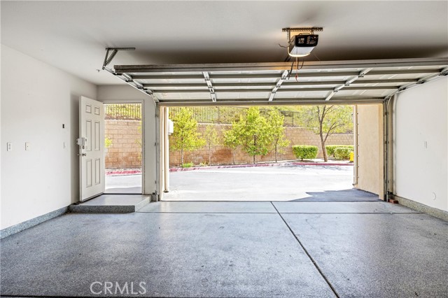 Image 2 of 31 For 2802 Green River Road 101