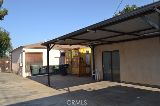 2121 N Pass Avenue, Burbank CA: https://media.crmls.org/medias/945b03e6-f8af-4773-98e4-75397e499287.jpg