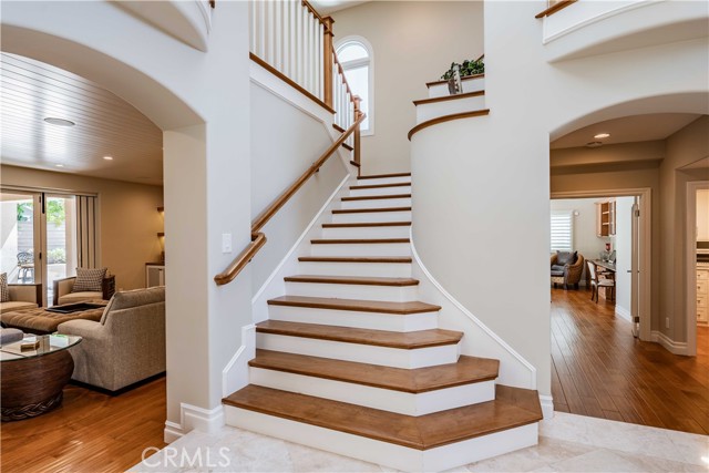 6561 Horseshoe Lane, Huntington Beach CA: https://media.crmls.org/medias/945b2e2e-3bf6-4469-826c-95274e4d882b.jpg