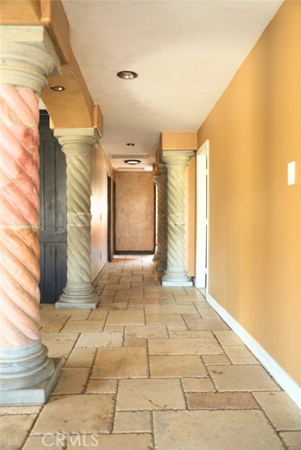 MLS #WS25265070 image #11