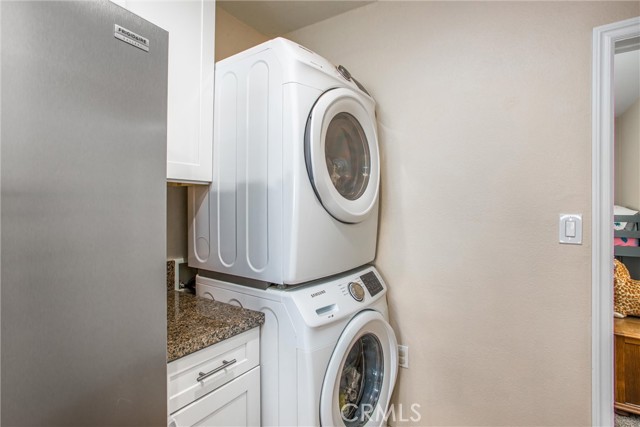 Detail Gallery Image 14 of 29 For 2215 Northbend St, Riverside,  CA 92501 - 3 Beds | 1 Baths