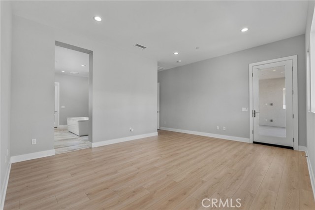 Detail Gallery Image 29 of 53 For 20637 W Hummingbird, Porter Ranch,  CA 91326 - 5 Beds | 5/1 Baths