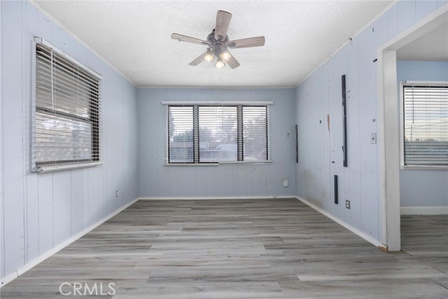 Detail Gallery Image 9 of 30 For 155 S Maston St, Porterville,  CA 93257 - 3 Beds | 2 Baths