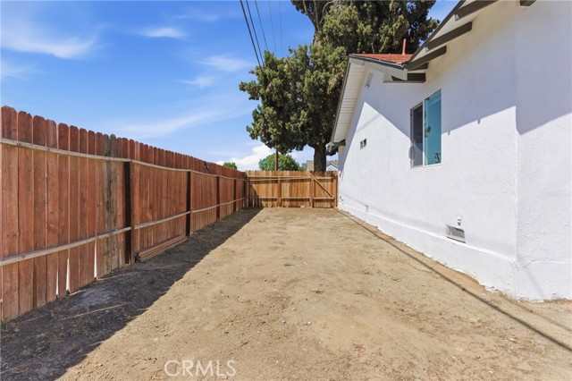 Detail Gallery Image 41 of 49 For 201 Lincoln St, Bakersfield,  CA 93305 - 3 Beds | 2 Baths