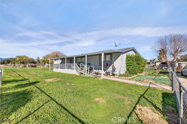 Detail Gallery Image 15 of 36 For 1065 Stevenson a & B,  Colton,  CA 92324 - 6 Beds | 4 Baths