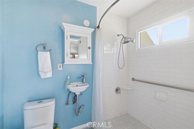 1700 Voorhees Avenue, Manhattan Beach, California 90266, 3 Bedrooms Bedrooms, ,2 BathroomsBathrooms,Residential,Sold,Voorhees,SB25262545 1700 Voorhees Avenue, Manhattan Beach, California 90266, 3 Bedrooms Bedrooms, ,2 BathroomsBathrooms,Residential,Sold,Voorhees,SB25262545