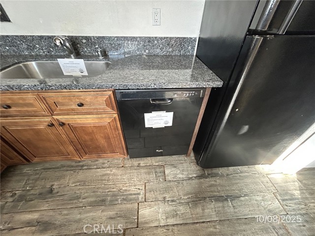 Detail Gallery Image 7 of 16 For 22677 South, Apple Valley,  CA 92307 - 3 Beds | 2 Baths