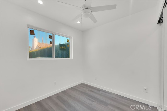 2621 Vineyard Avenue, Los Angeles CA: https://media.crmls.org/medias/945dc617-e70d-4ff5-a641-ff88109d3c6c.jpg