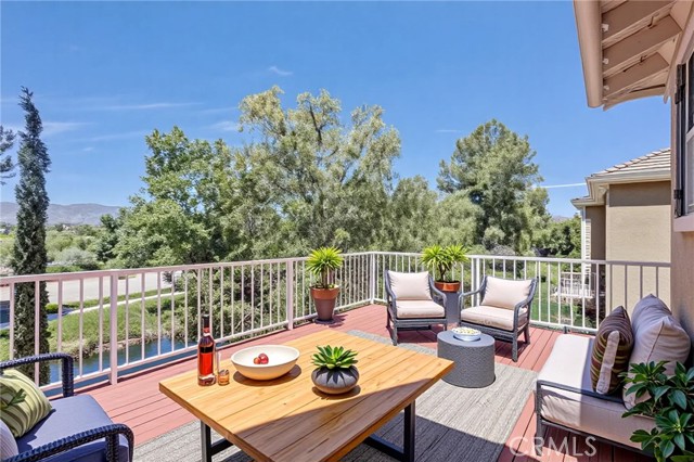 Detail Gallery Image 20 of 38 For 23922 Lakeside Rd, Valencia,  CA 91355 - 3 Beds | 3 Baths