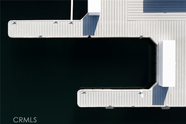 Detail Gallery Image 31 of 37 For 28537 North Shore, Lake Arrowhead,  CA 92352 - 4 Beds | 4/1 Baths