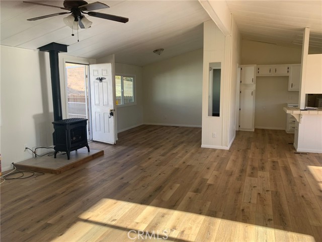523 Piute Street, Bodfish CA: https://media.crmls.org/medias/945fc618-3500-4a5c-a4d7-c5e2e6bc0fb8.jpg