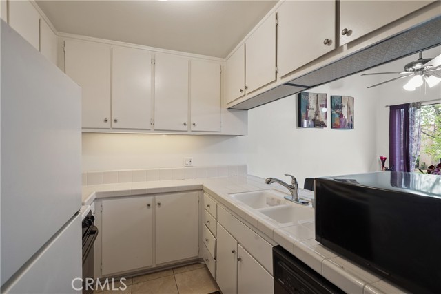 Detail Gallery Image 9 of 31 For 1712 Sinaloa Rd #203,  Simi Valley,  CA 93065 - 2 Beds | 2 Baths