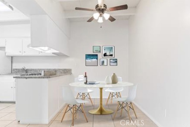 Detail Gallery Image 9 of 26 For 2321 Florida St a,  Huntington Beach,  CA 92648 - 2 Beds | 1 Baths