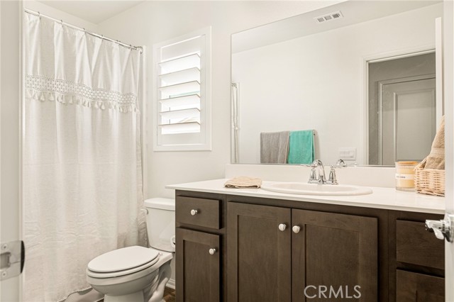 Detail Gallery Image 27 of 32 For 35244 Sorenstam Dr, Beaumont,  CA 92223 - 4 Beds | 3/1 Baths