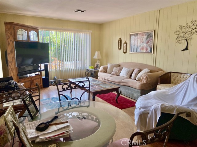 15111 Pipeline Avenue, Chino Hills CA: https://media.crmls.org/medias/9461e39b-5043-4eaa-b57f-9713e3f29088.jpg
