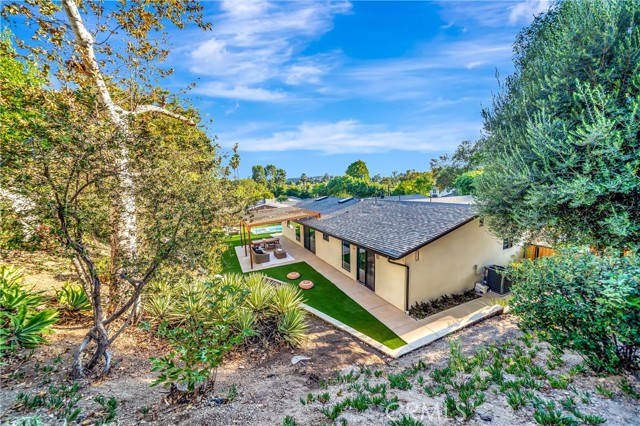 5534 Pattilar Avenue, Woodland Hills CA: https://media.crmls.org/medias/9463274f-953c-4a22-93ba-57d811d12721.jpg