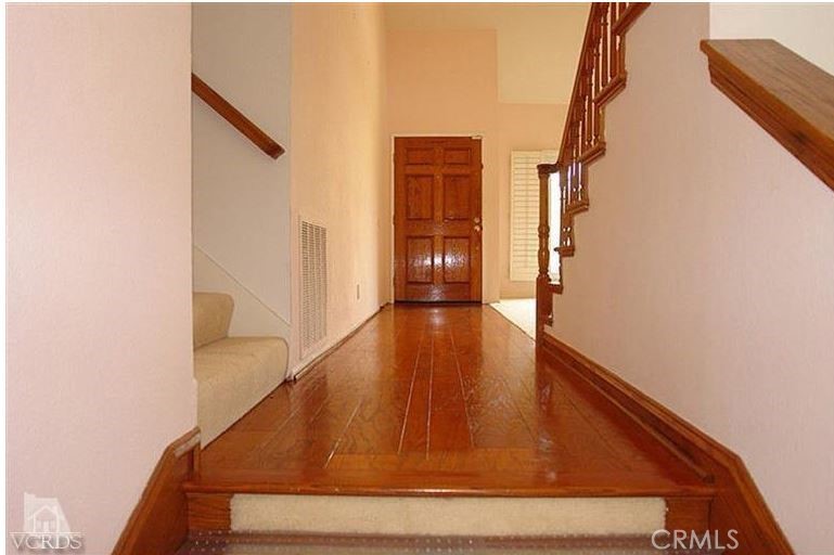 MLS #OC25262000 image #1