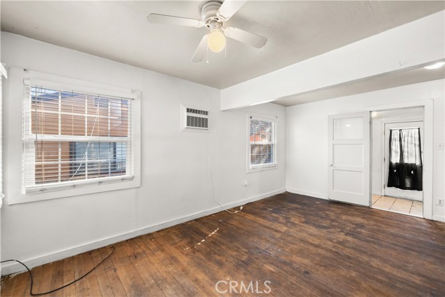 Detail Gallery Image 5 of 23 For 469 E 7th Ave, Chico,  CA 95926 - 1 Beds | 1 Baths