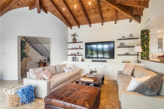 1620 Luse Tank Road, Topanga CA: https://media.crmls.org/medias/9464233e-a449-42e5-aab4-60da5fe9b9e5.jpg