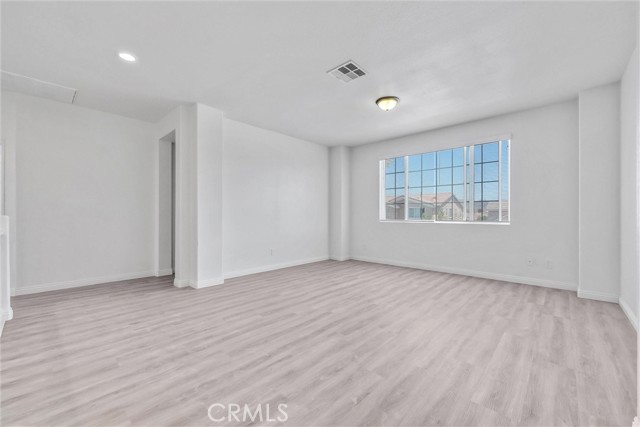 24821 Melrose Drive, Romoland CA: https://media.crmls.org/medias/94644853-fcaa-44ab-9b06-72da975be93f.jpg