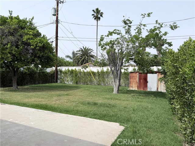 Detail Gallery Image 8 of 32 For 11031 Lull St, Sun Valley,  CA 91352 - 2 Beds | 1/1 Baths