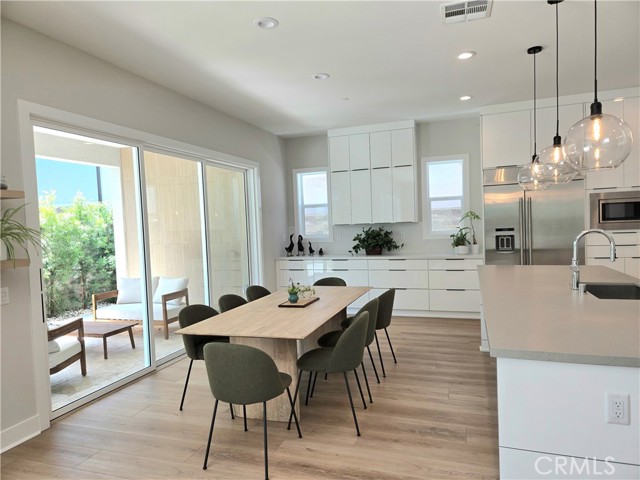 Detail Gallery Image 4 of 47 For 171 Bear Leaf Dr, Lake Forest,  CA 92630 - 5 Beds | 5 Baths