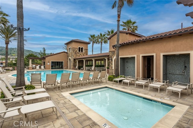 12060 N Azurita Court, Porter Ranch CA: https://media.crmls.org/medias/9465f550-bfc5-44b6-a5bf-0479571dbbb7.jpg