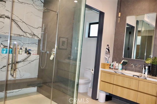 6430 Drexel AVE, Los Angeles CA: https://media.crmls.org/medias/9466643a-4590-4b53-904e-1776524bad64.jpg