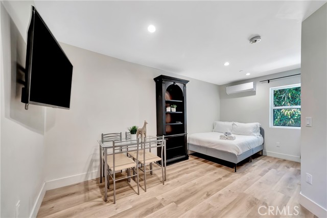 Detail Gallery Image 47 of 54 For 6743 Colgate Ave, Los Angeles,  CA 90048 - 4 Beds | 3/1 Baths