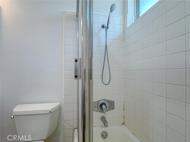 Detail Gallery Image 28 of 46 For 3045 E Theresa #8,  Long Beach,  CA 90814 - 1 Beds | 1 Baths