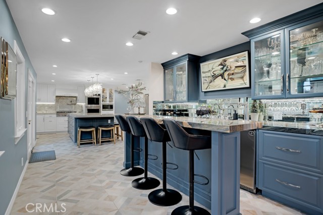 Detail Gallery Image 8 of 31 For 24630 Kittridge St, West Hills,  CA 91307 - 5 Beds | 3 Baths