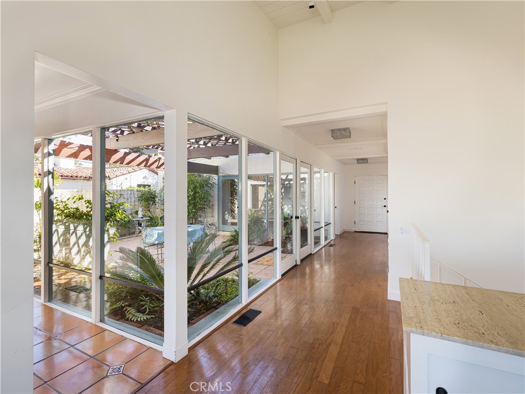 16. 2505 Via Pinale Palos Verdes Estates, CA 90274