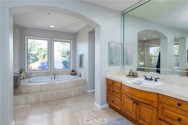 2159 Hathaway Avenue, Westlake Village CA: https://media.crmls.org/medias/9469f419-34c6-4e46-b3a9-4bc2c3e6421b.jpg